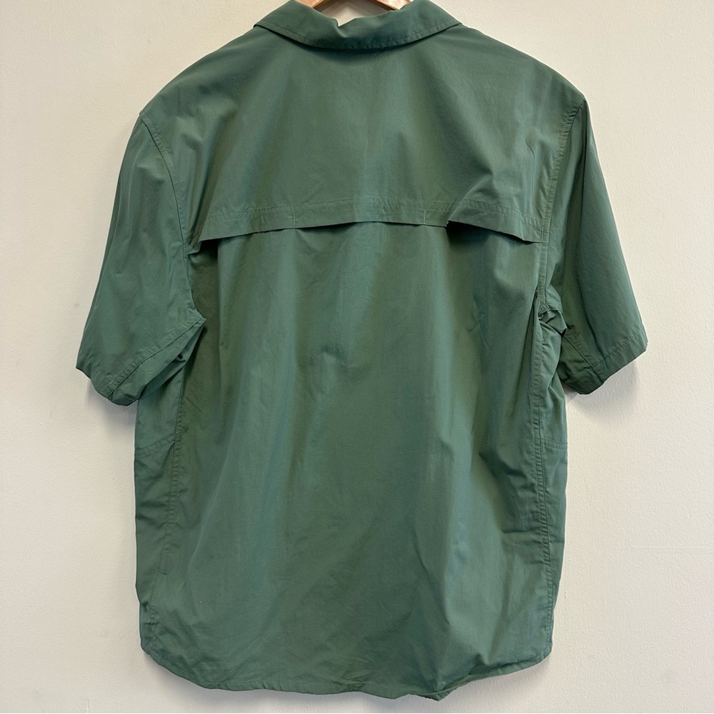 REI UPF 30 Men's Sahara Casual Green Button Down Hiking Shirt - Picture 11 of 12